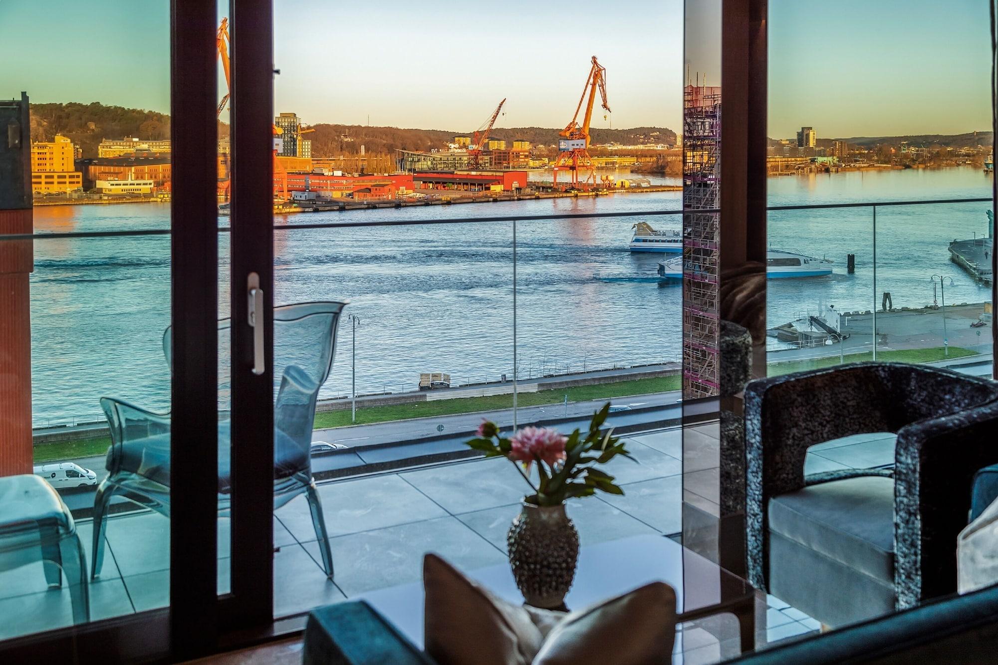 Riverton Hotell 4*