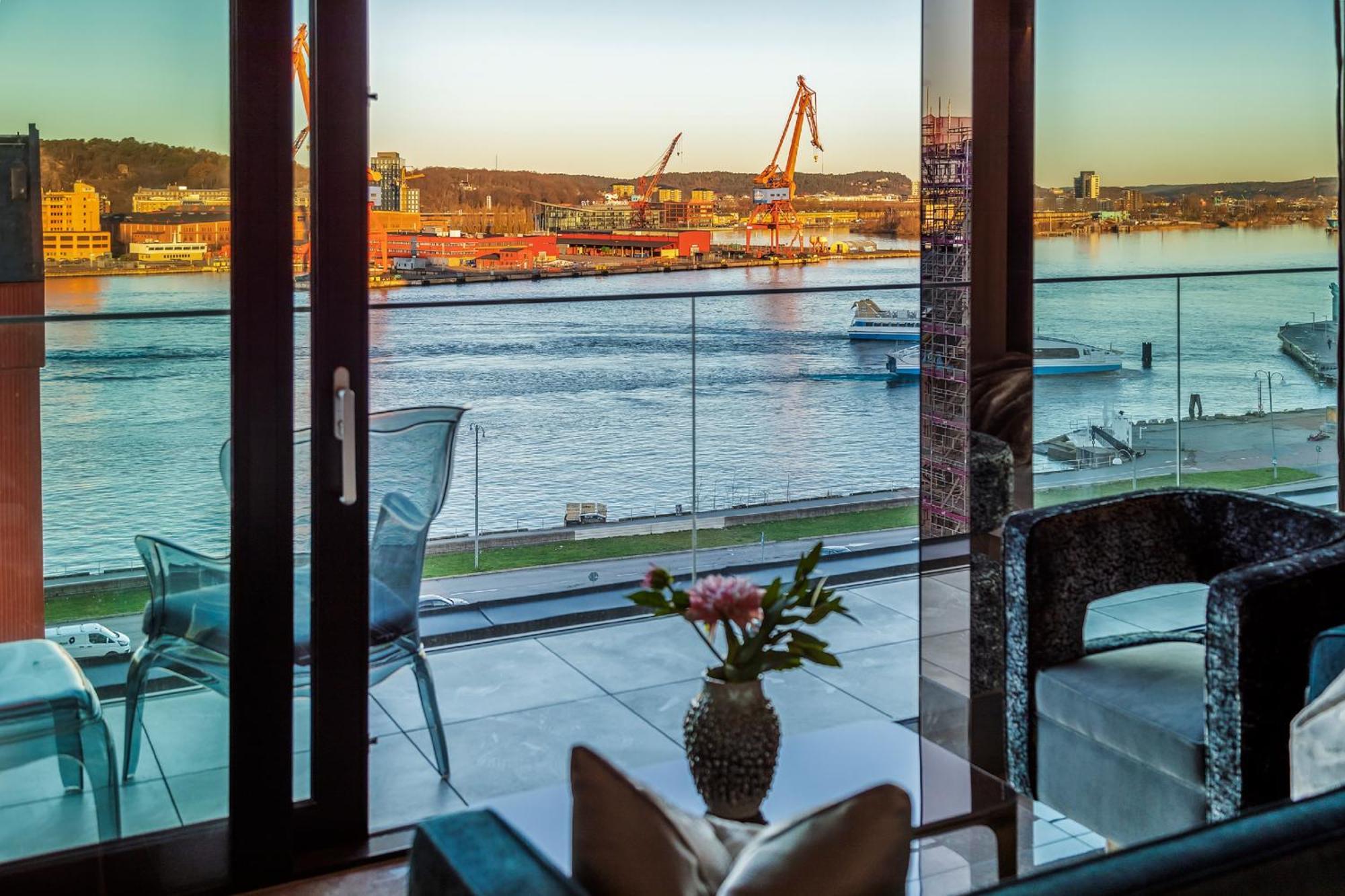 Riverton Hotell 4*
